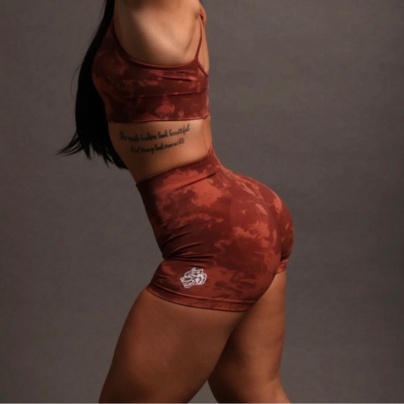 SOLD on Ⓜ️erc - Picture 1 of 7